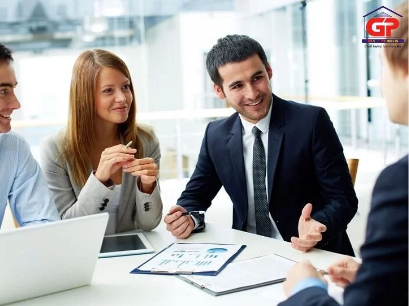 hình ảnh nhân viên văn phòng trong bối cảnh doanh nghiệp hiện đại