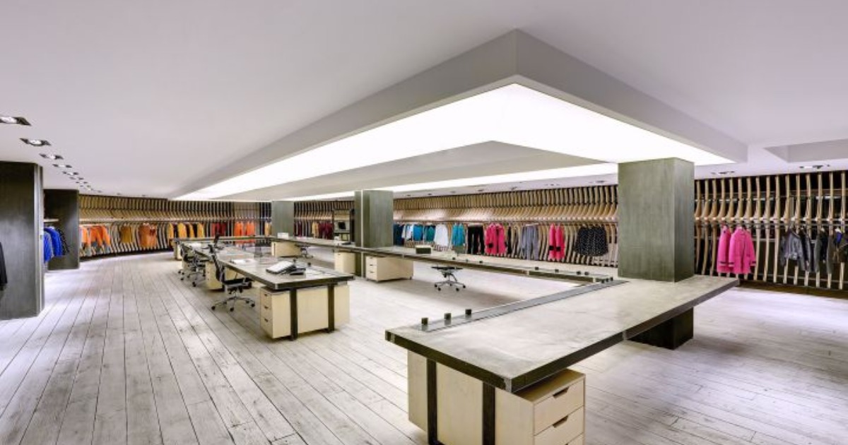 Showroom trưng bày nội thất văn phòng