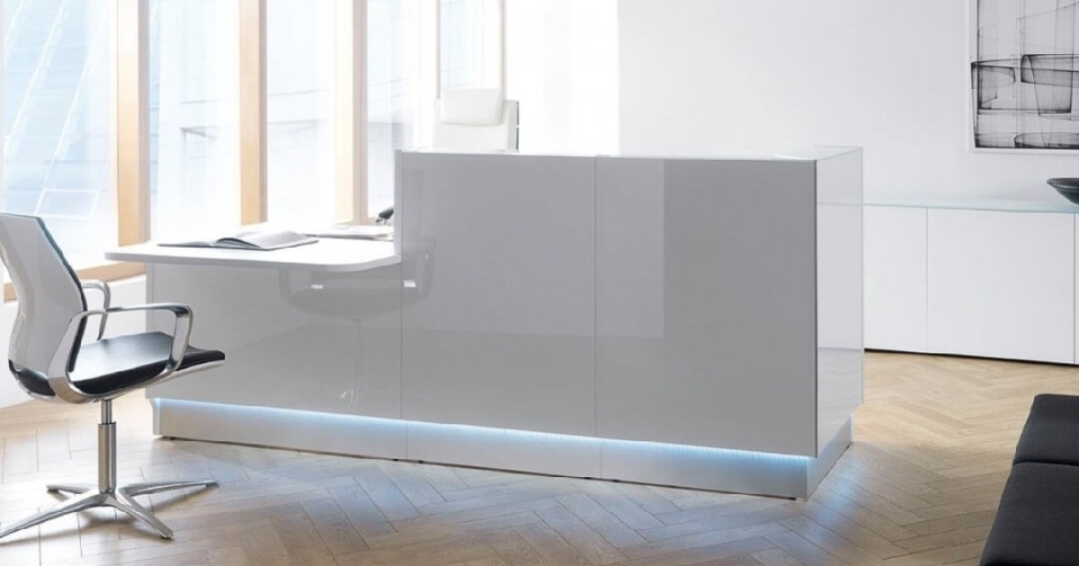 Quầy lễ tân QLT04