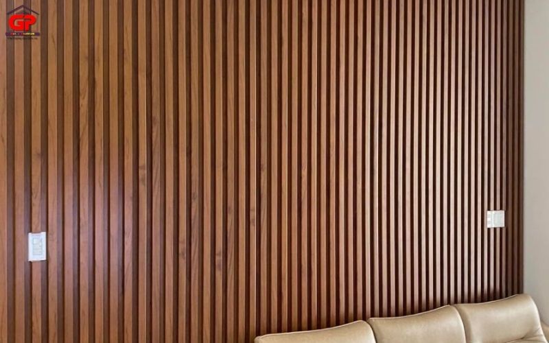 Các kiểu vách lam sóng TP.HCM vân gỗ và giả đá sang trọng
