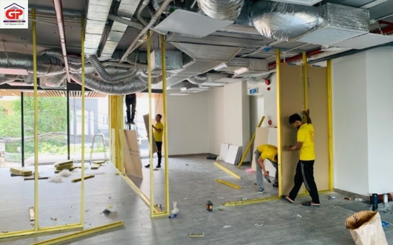 Liên hệ thợ làm vách ngăn thạch cao Gia Phong để được tư vấn và báo giá