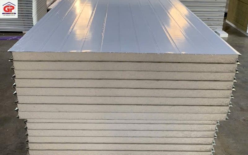 Vách ngăn panel PU có khả năng cách nhiệt hiệu quả