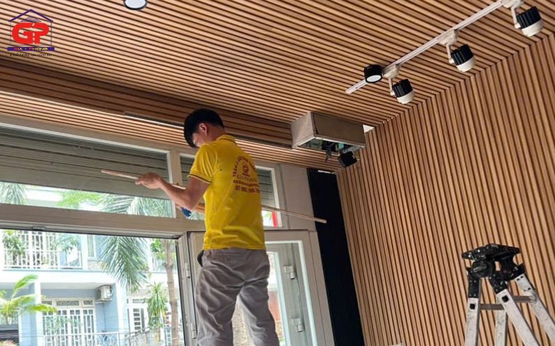 Tiêu chí lựa chọn đơn vị thi công trần lam sóng uy tín chất lượng
