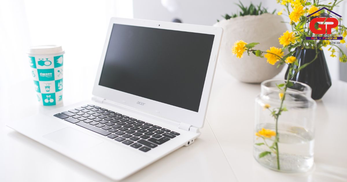 Tìm hiểu nguyên tắc decor bàn làm việc văn phòng khoa học 